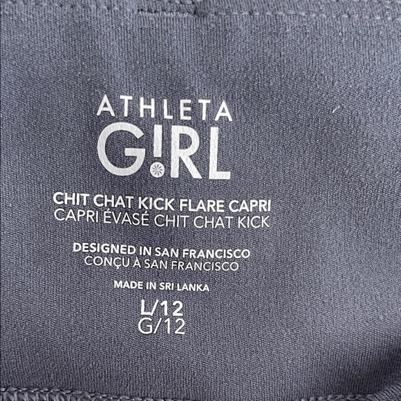 Athleta Girl Chit Chat Kick Flare Capri leggings Size L/12 Black athleisure - Picture 2 of 7